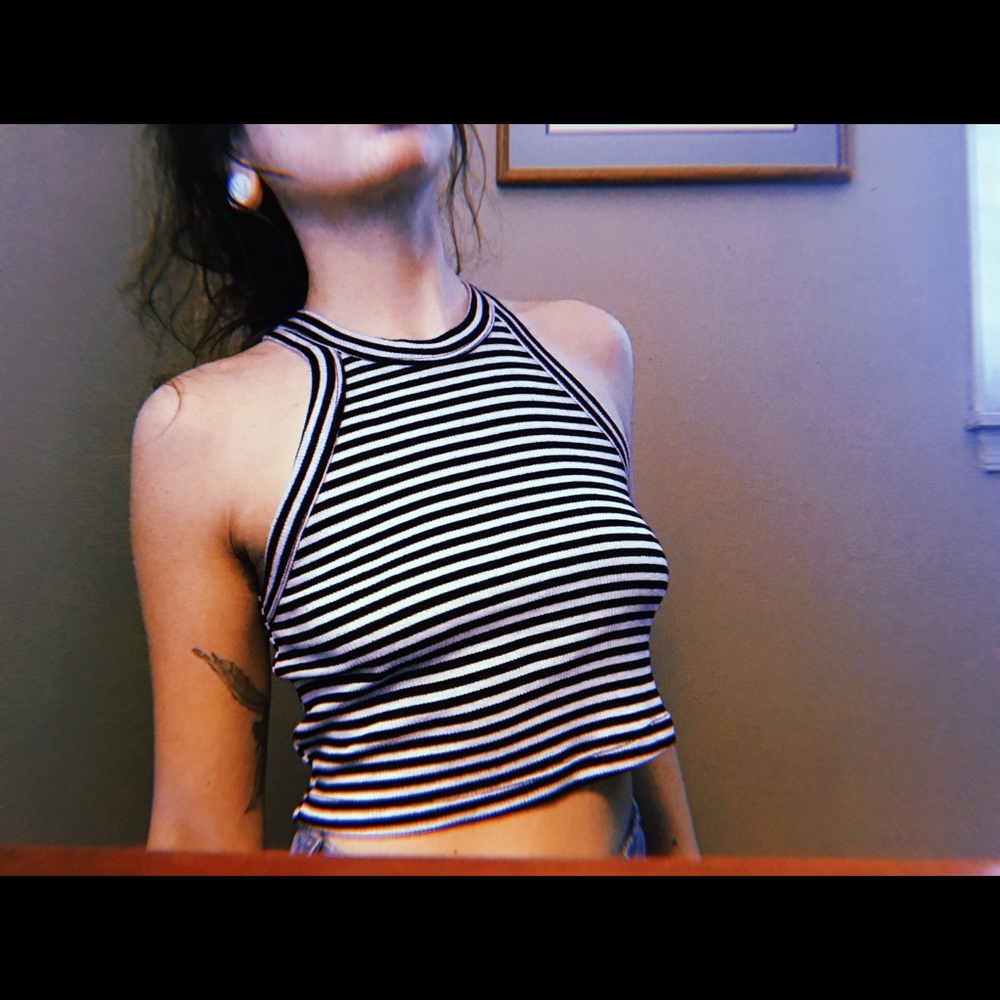 🦓Black and White Striped Cropped Tank🦓